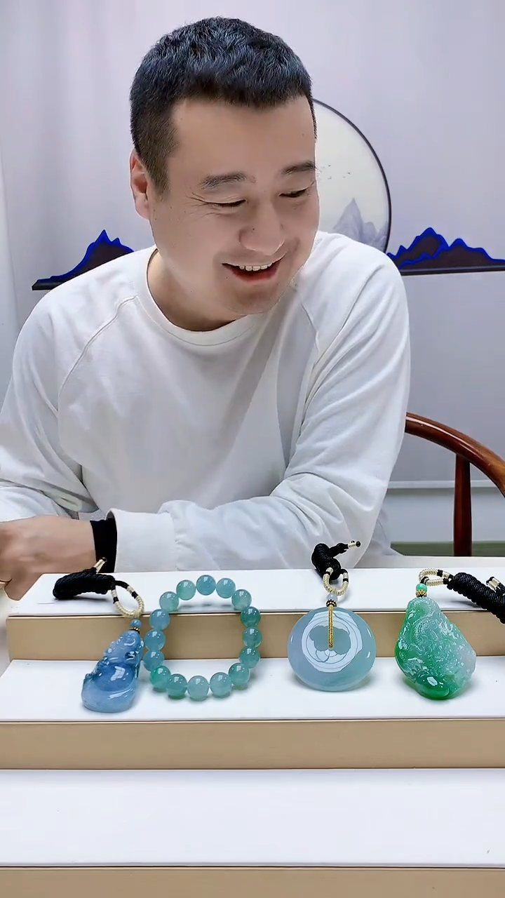 未镶嵌定制翡翠哪*去4898zm-毛货挂件