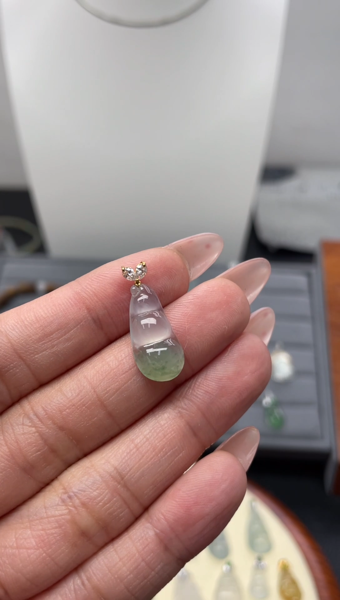 颈饰18K金镶嵌翡翠（25号链接）纯天然A货缅甸翡翠