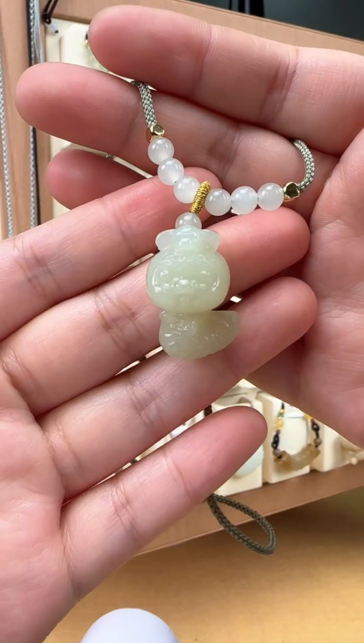 【闪购商品】和田玉颈饰未镶嵌小灵蛇吊坠