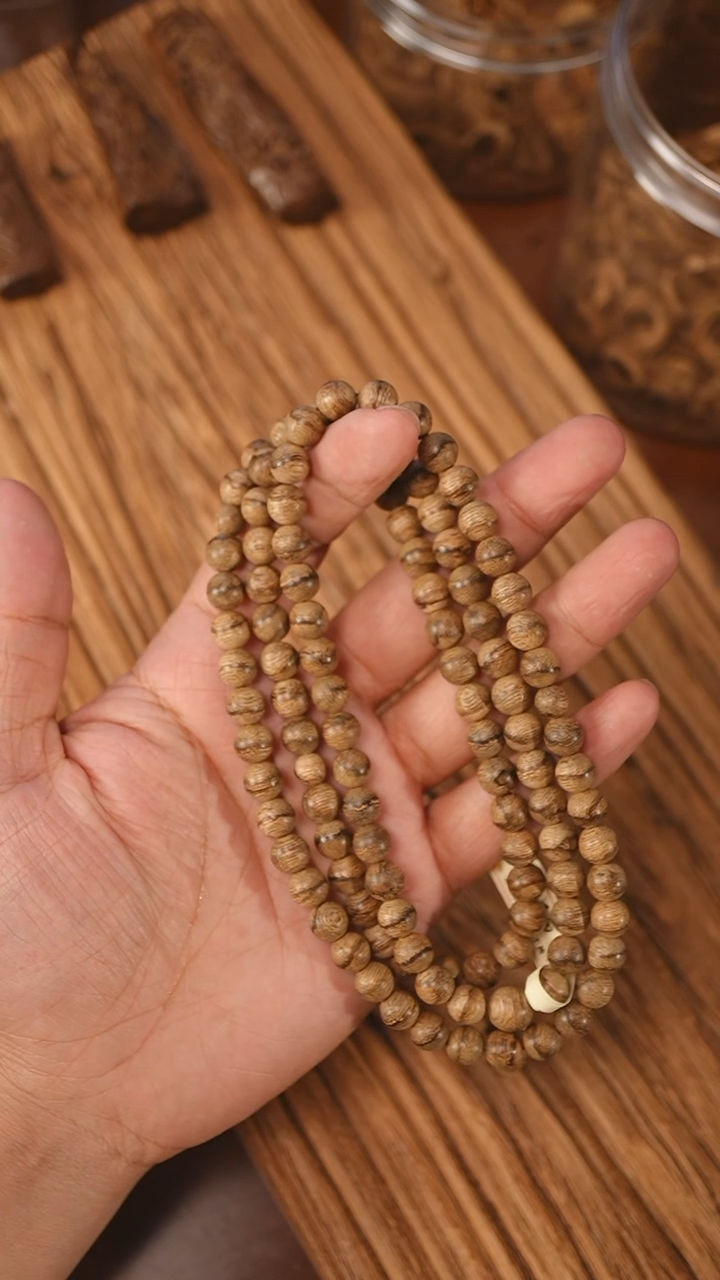 沉香手串文莱蛇皮纹0.78-21克+ca1202