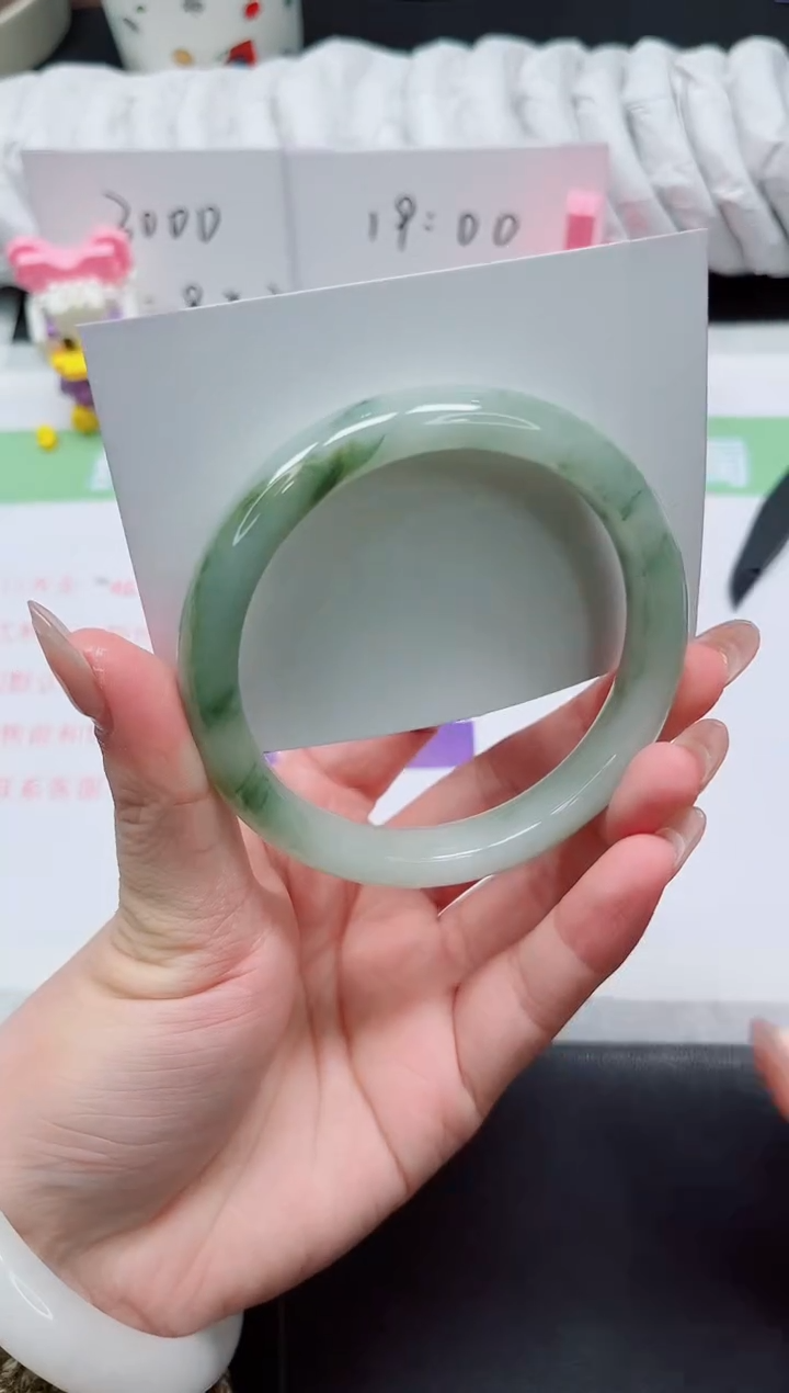 【闪购商品】石英质玉手镯未镶嵌94-64