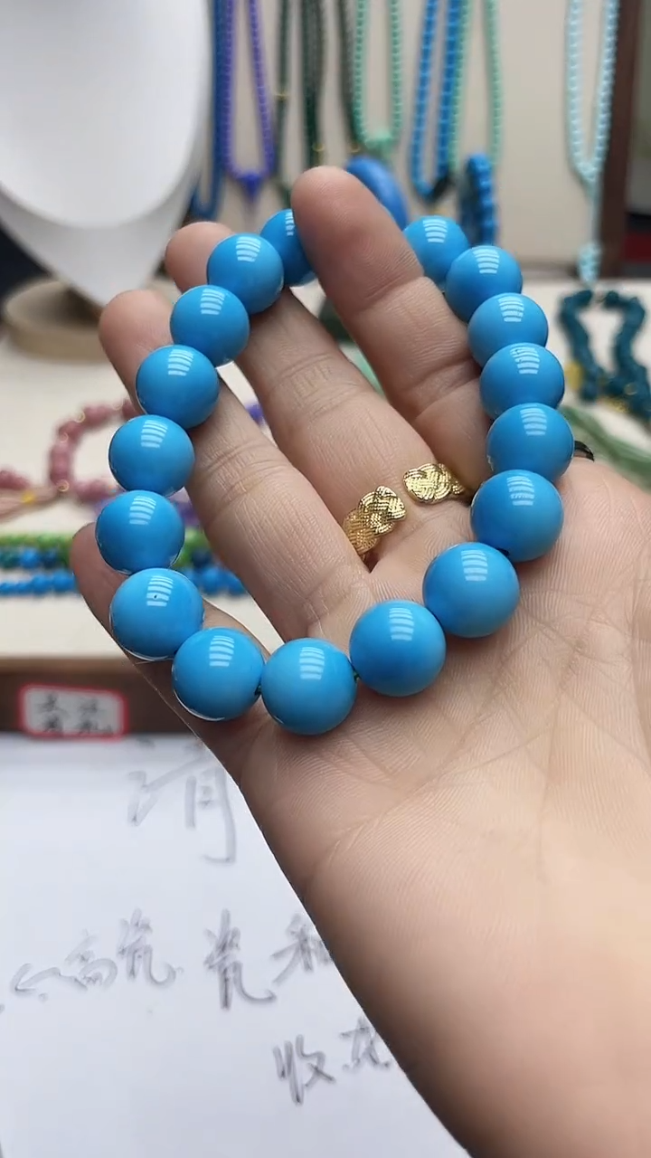 珍藏特色绿色高瓷