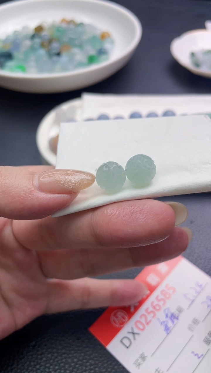 定制翡翠未镶嵌珠子