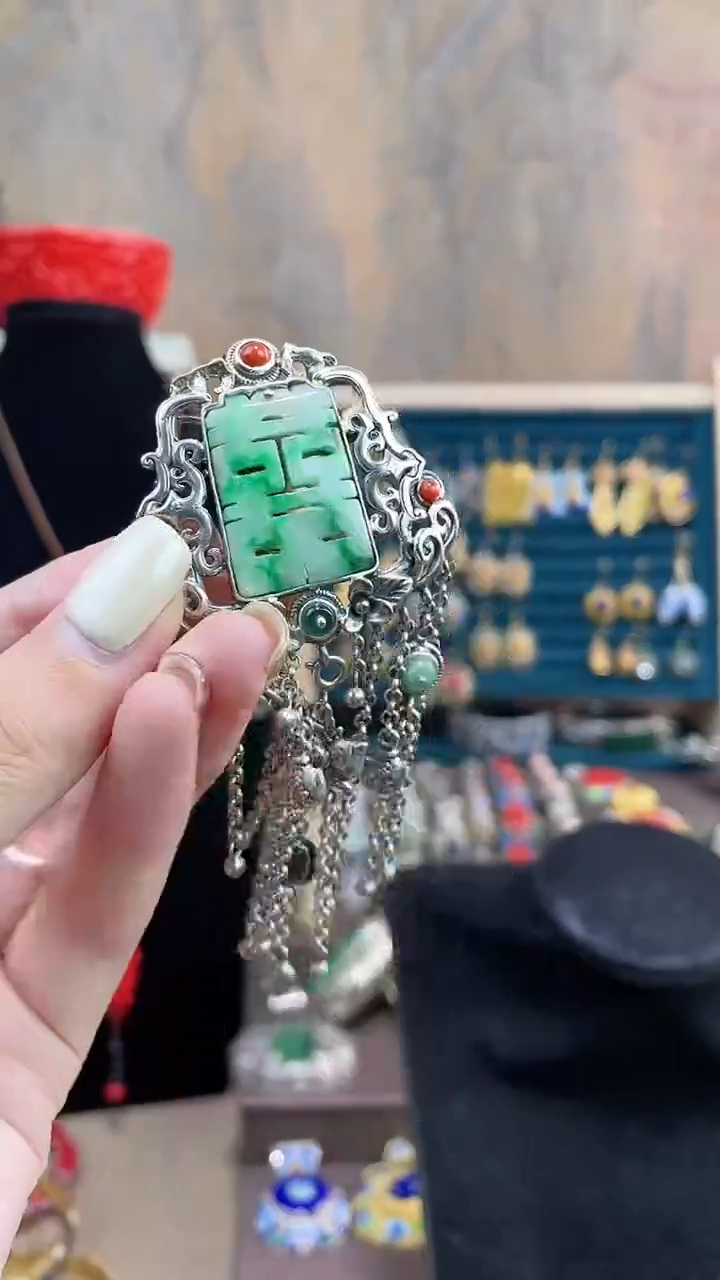 莲非遗手工花丝镶嵌吊坠胸针