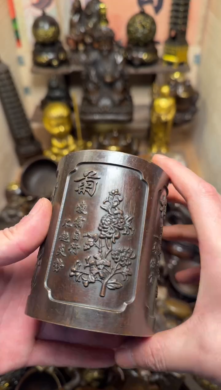 精品专属链接---【梅兰竹菊笔筒】