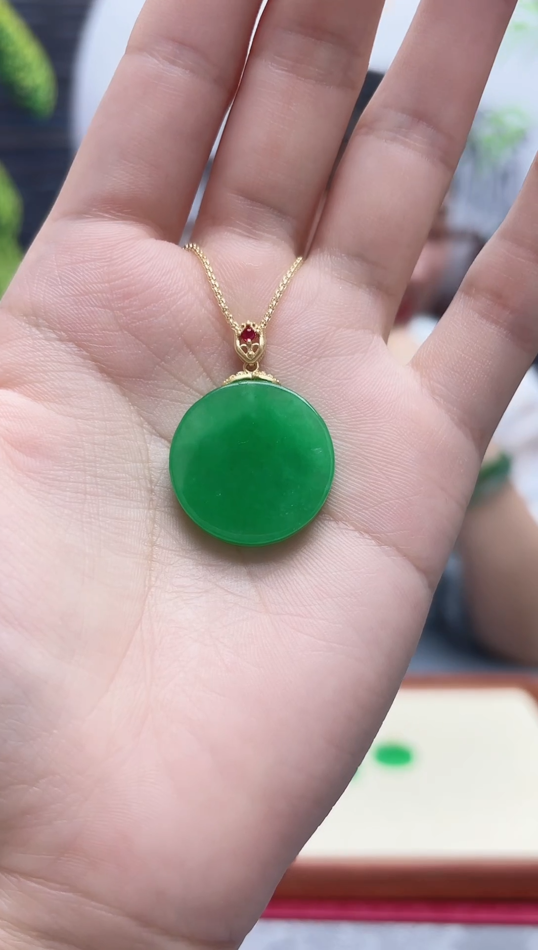 翡翠14K金镶嵌吊坠(赠链)裸石圆牌梦想之牌
