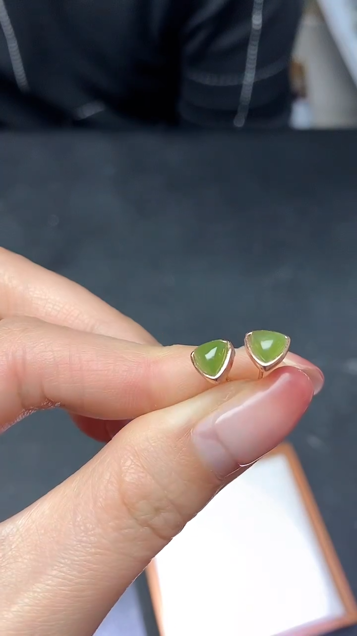 【闪购商品】和田玉·未镶嵌·