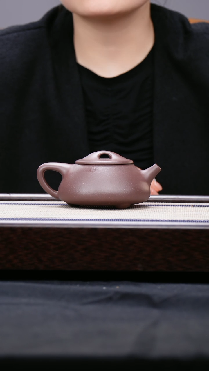 【闪购商品】紫砂茶壶四号井低槽青 景州石瓢 夏