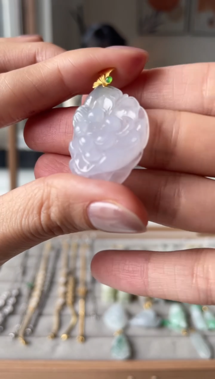 【闪购商品】翡翠颈饰未镶嵌莲花