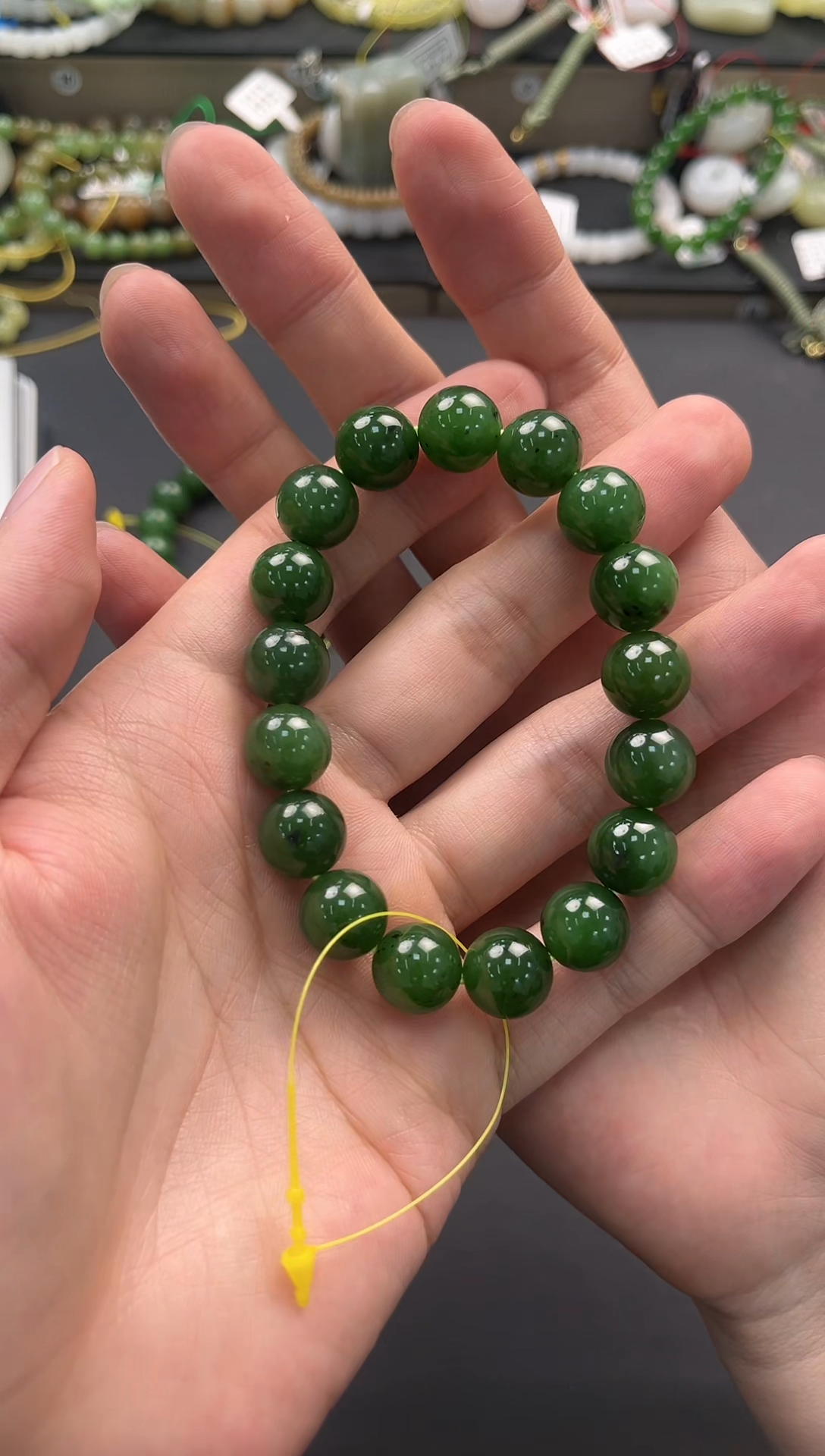 未镶嵌手串和田玉呆*?和田碧玉手串卡12微色差