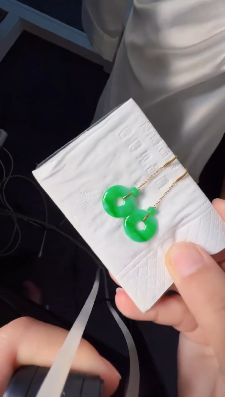 翡翠18K金镶嵌耳饰4580