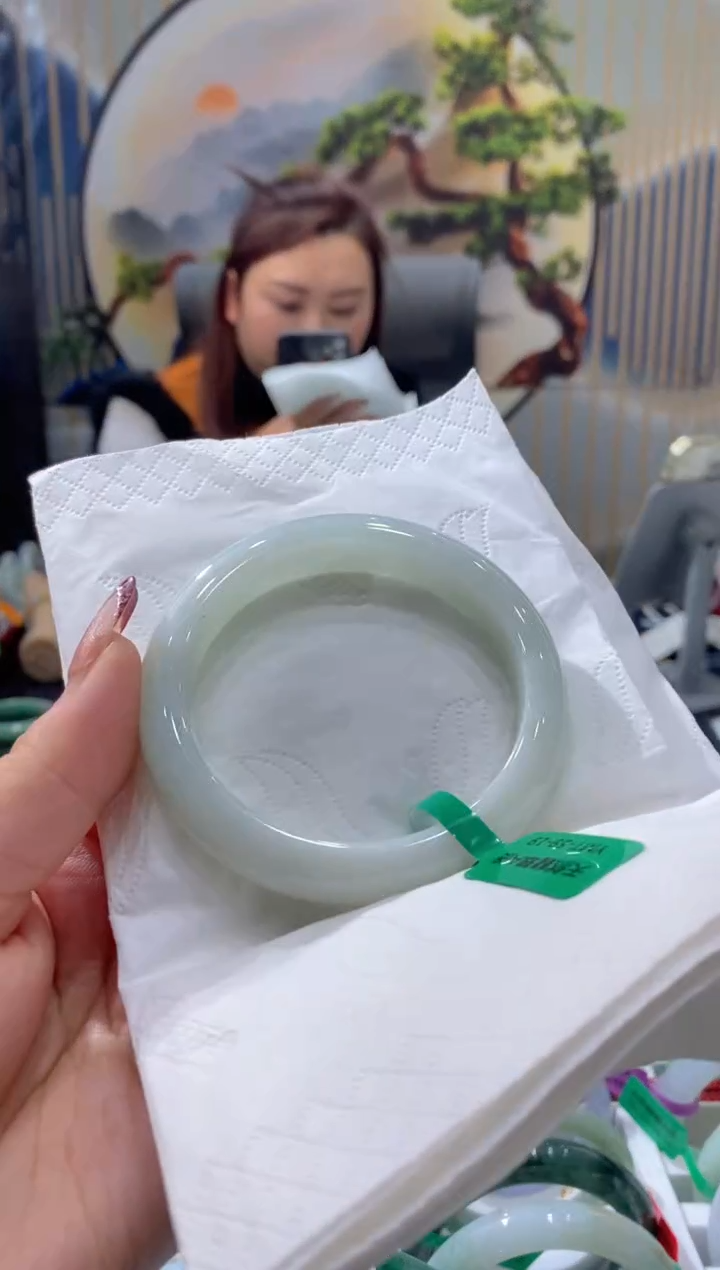 【闪购商品】翡翠手镯未镶嵌00009913