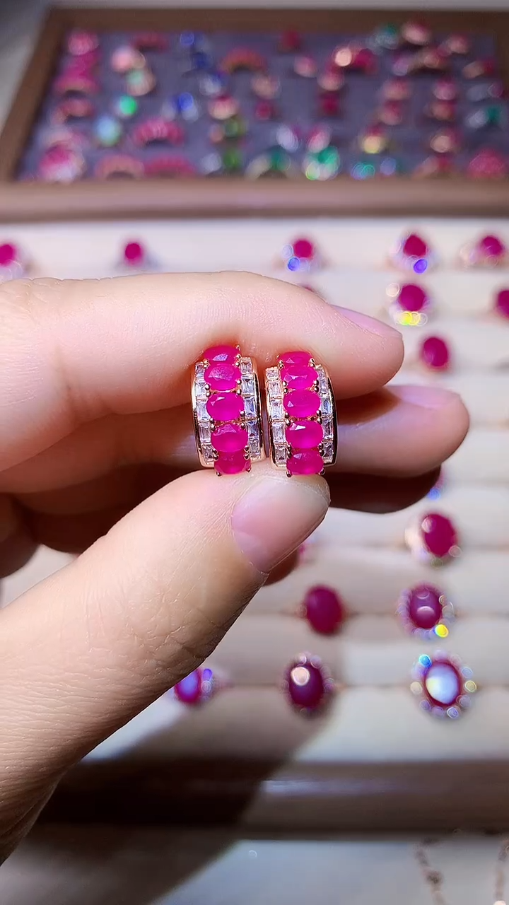 【闪购商品】红宝石耳饰银S925镶嵌000