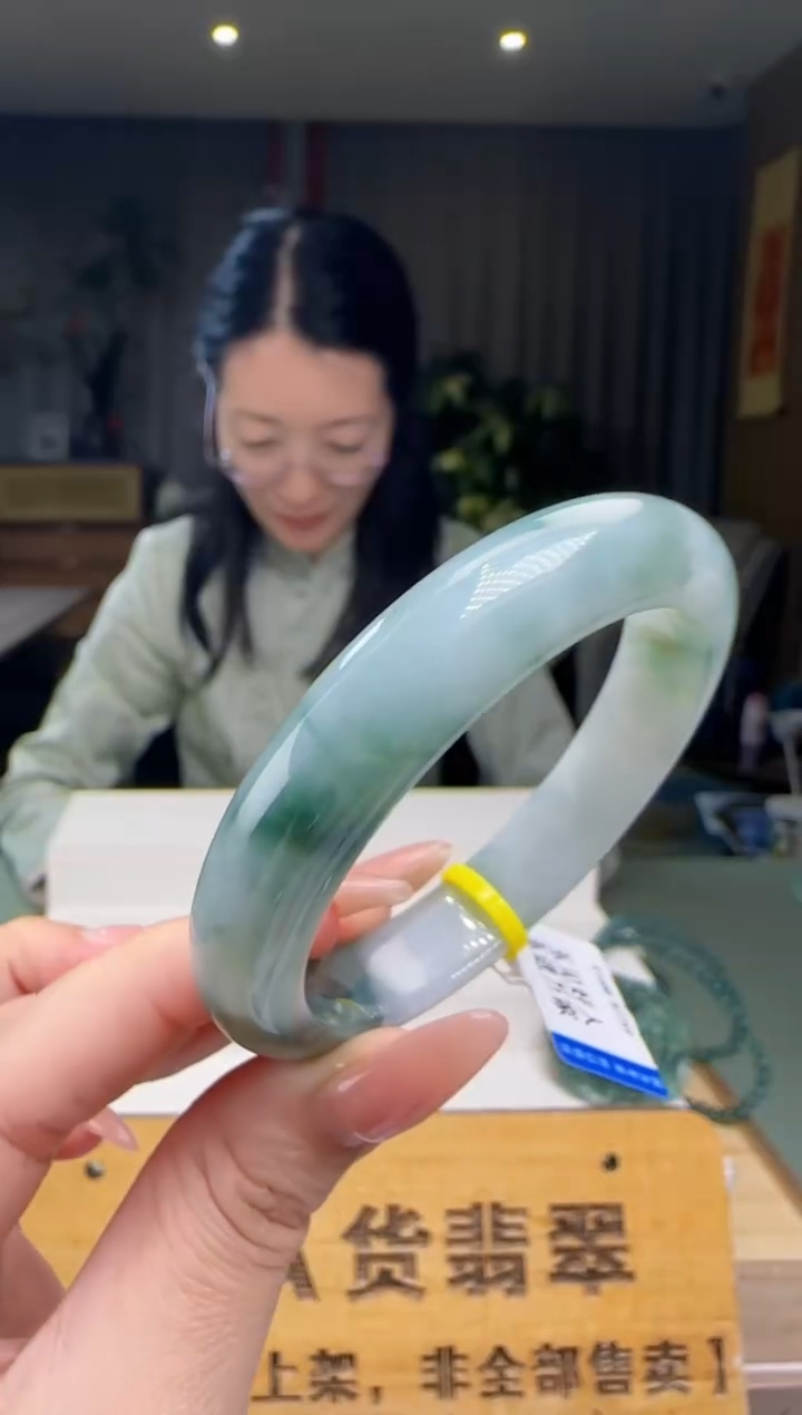【闪购商品】翡翠手镯未镶嵌YJ@@960Q3J12020