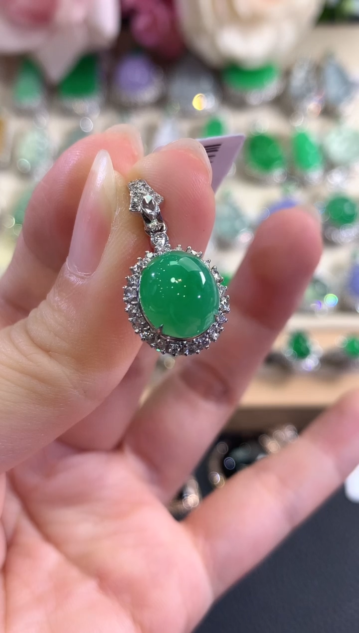 项链18K金镶嵌翡翠d112     