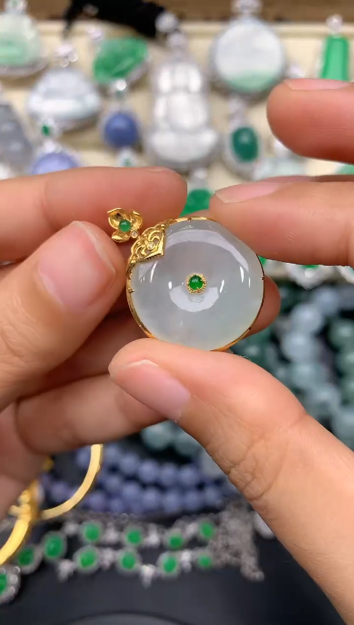 【闪购商品】翡翠颈饰18K金镶嵌205-中国好珍宝