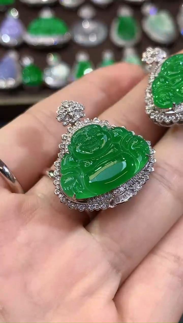 吊坠(不含链)18K金镶嵌翡翠D60