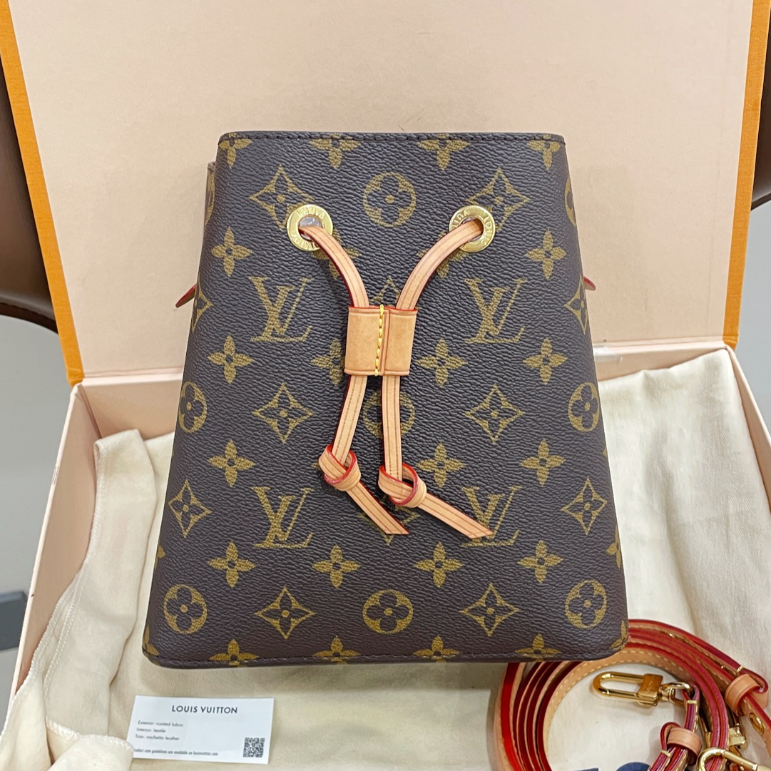 99新 LouisVuitton/路易威登 老花水桶bb 手提单肩包/7CH38916