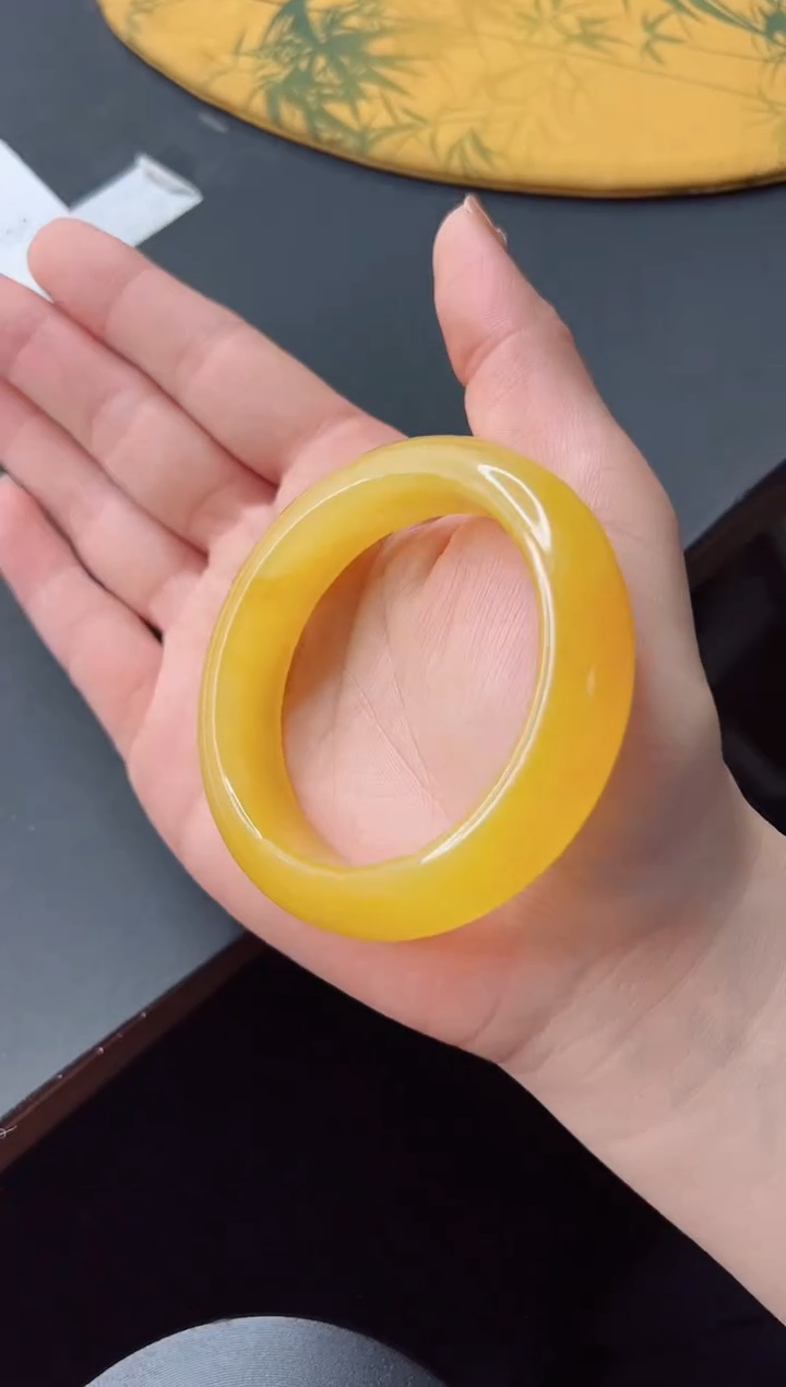 【闪购商品】石英质玉手镯未镶嵌345-56