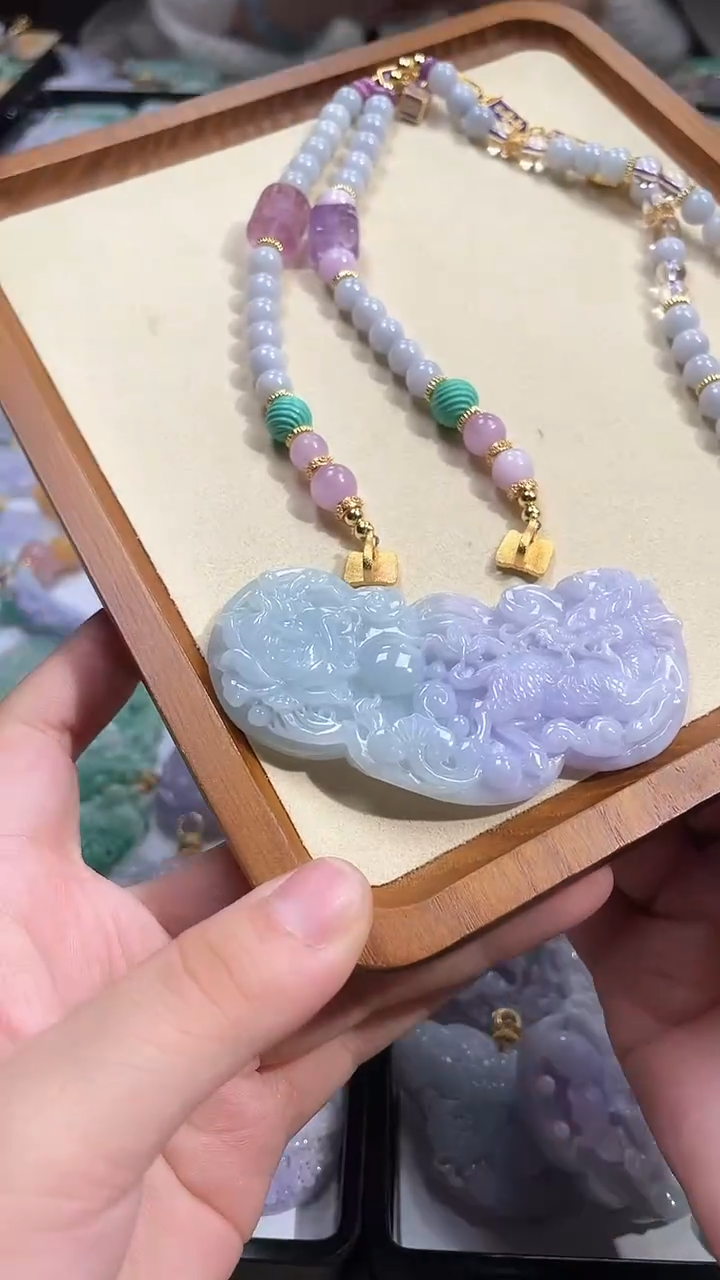 【闪购商品】翡翠颈饰未镶嵌吊坠