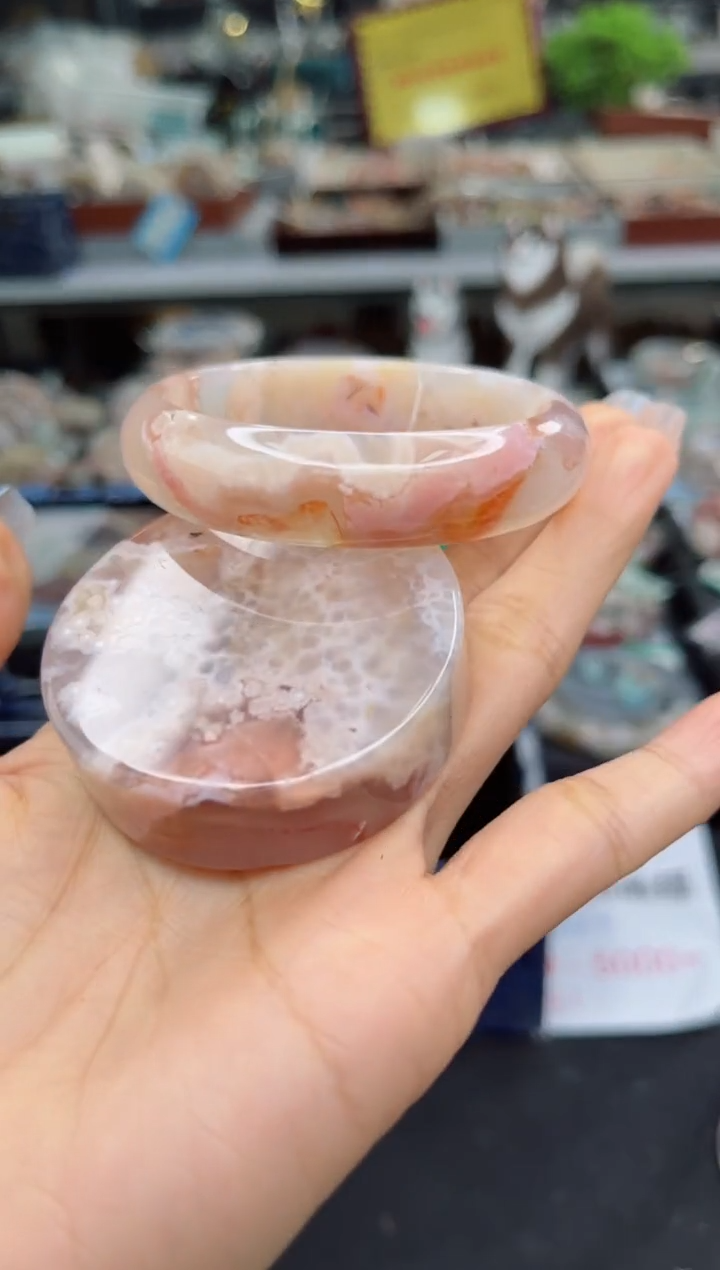 【闪购商品】石英质玉手镯未镶嵌54圈口（赠品镯心）3931096