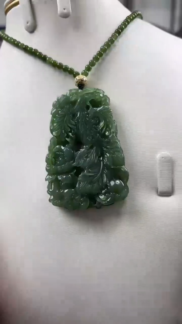 颈饰未镶嵌和田玉凤凰牌