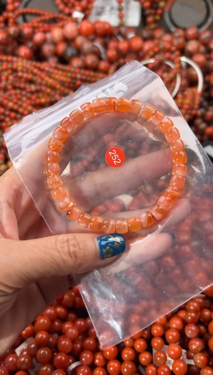 未镶嵌手串南红玛瑙7