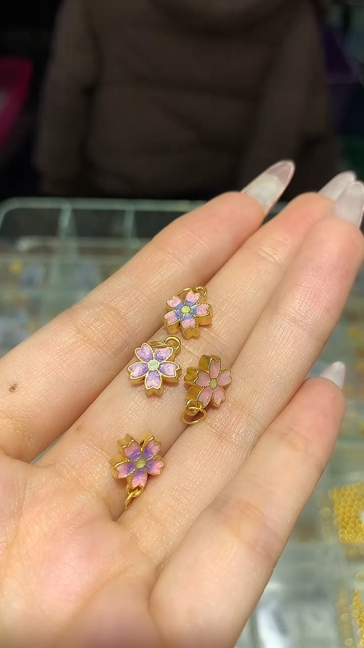 【闪购商品】定制足金吊坠(不含链)花花吊坠多样性发一