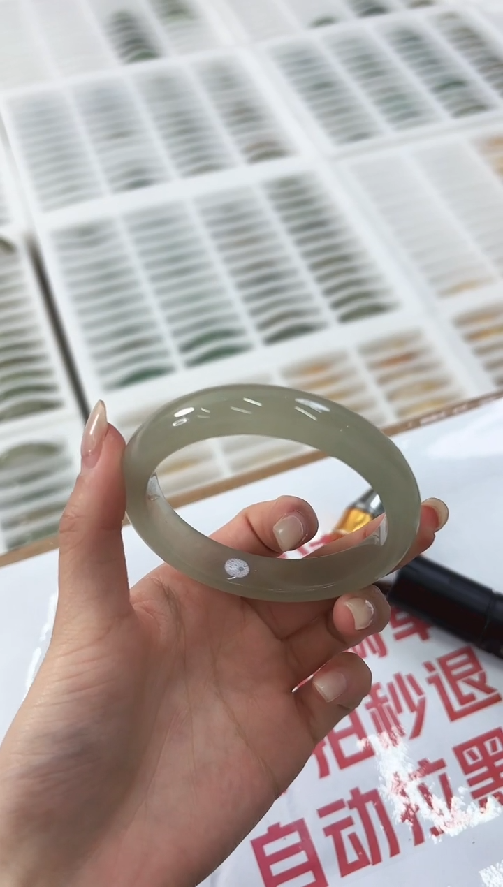 未镶嵌手镯石英质玉24-58D