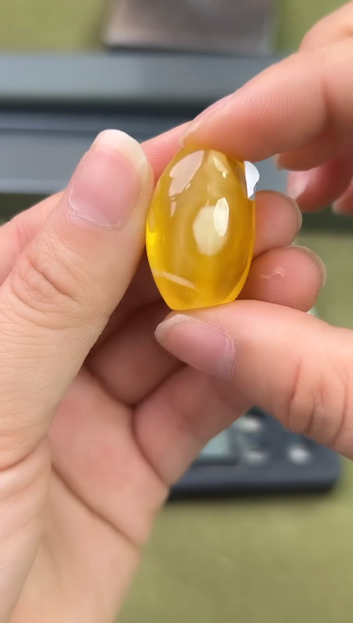 裸石琥珀未镶嵌琥珀蜜蜡吊坠