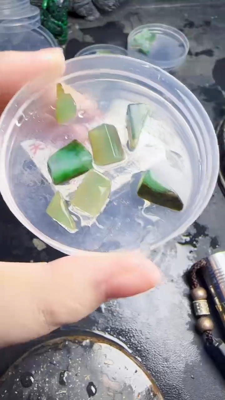 未镶嵌挂件翡翠天然翡翠127