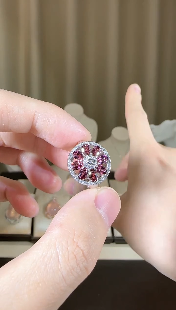 【闪购商品】石榴石戒指银S925镶嵌设计款