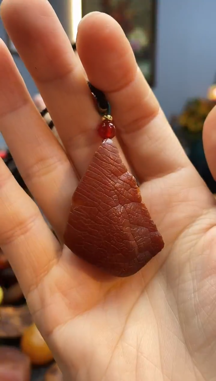 琥珀颈饰未镶嵌挂件