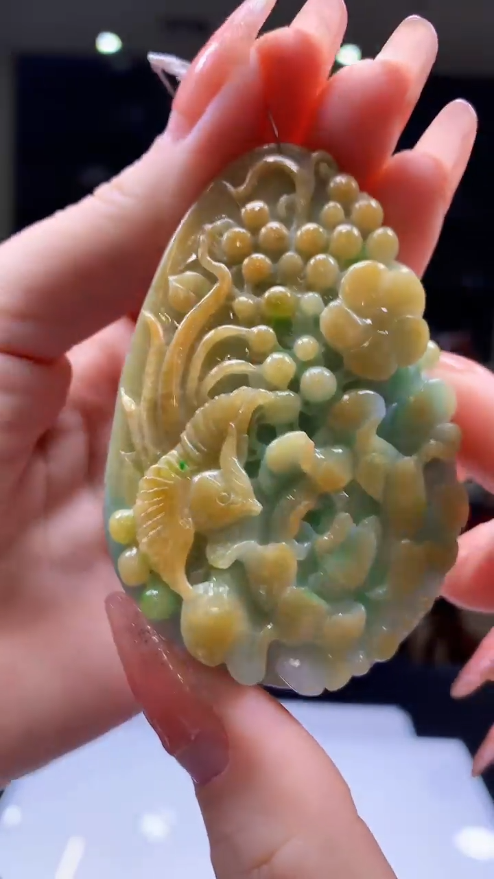 【闪购商品】定制翡翠未镶嵌1074-毛货挂件28