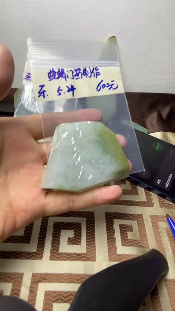 定制翡翠未镶嵌曲靖门窗制作