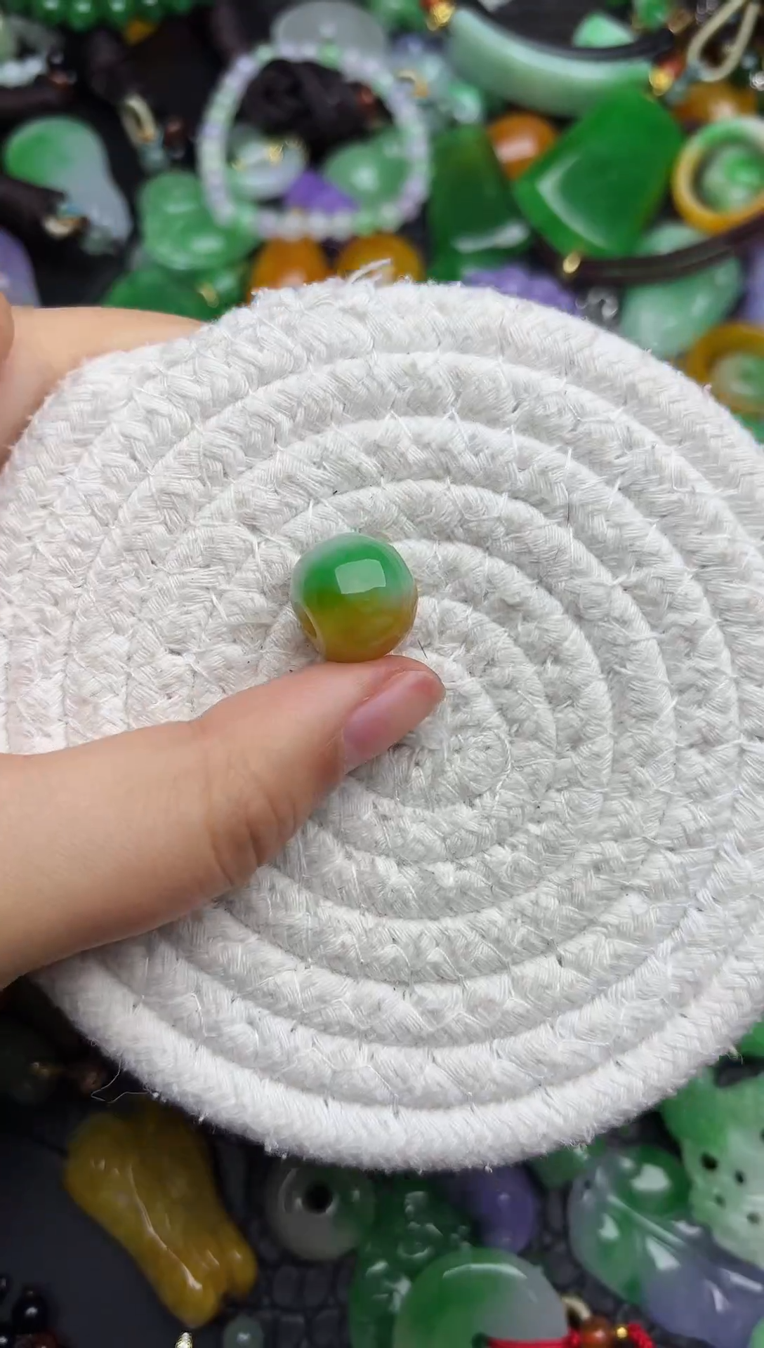 颈饰未镶嵌翡翠缅甸翡翠吊坠