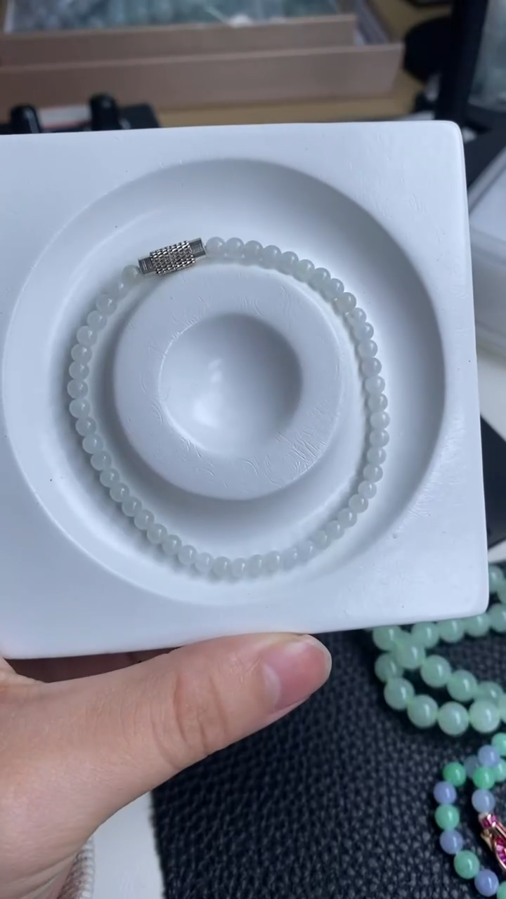 【闪购商品】翡翠挂件未镶嵌手串