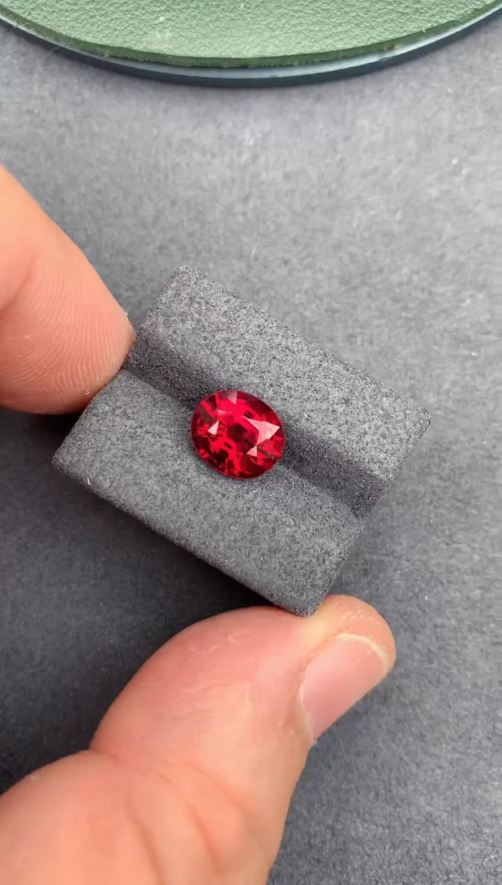 【闪购商品】碧玺裸石未镶嵌2.7ct卢比来碧玺