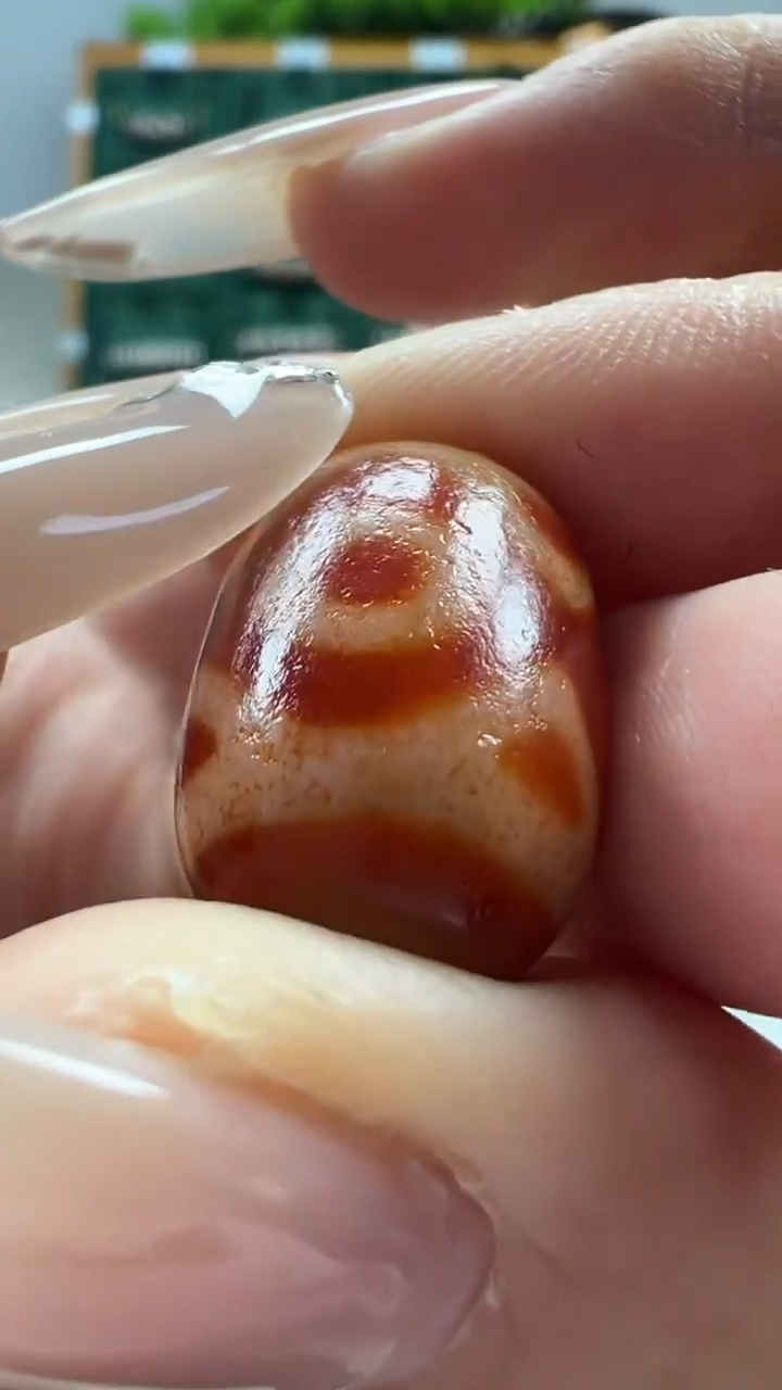 玛瑙/玉髓（覆膜）颈饰未镶嵌4微瑕随机发货