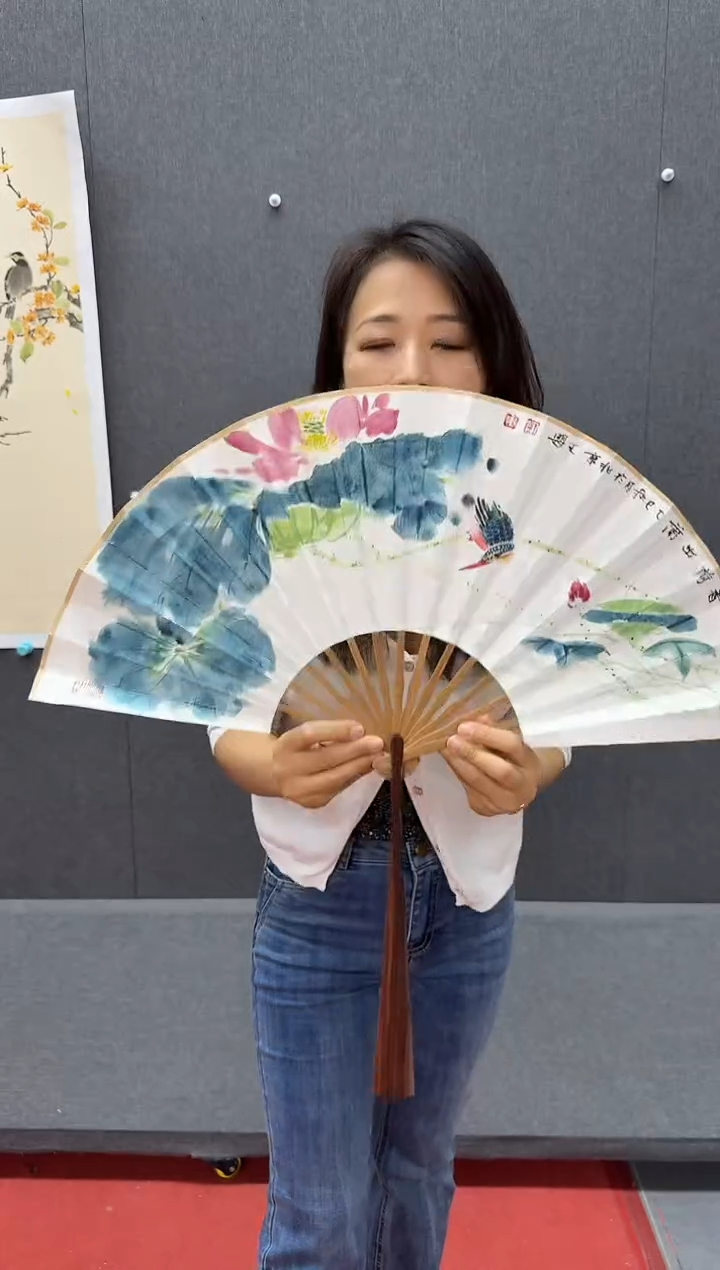 国画炳山艺术--王老师作品  扇子