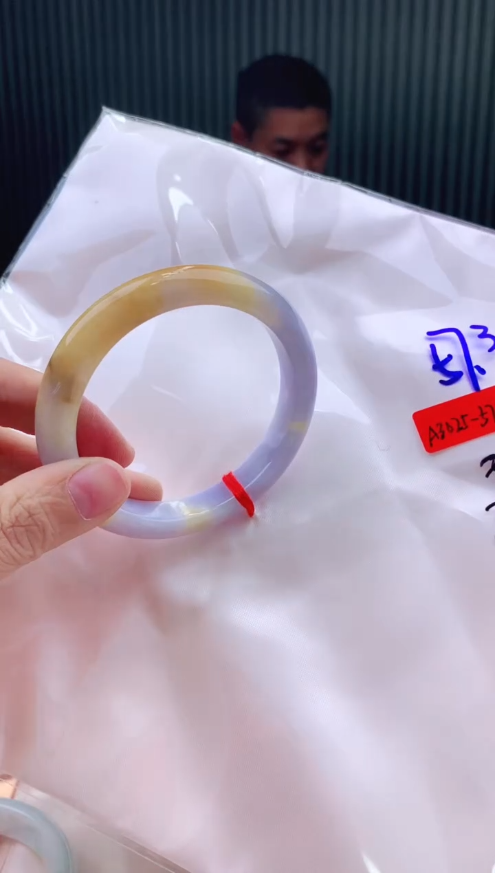 未镶嵌手镯翡翠57