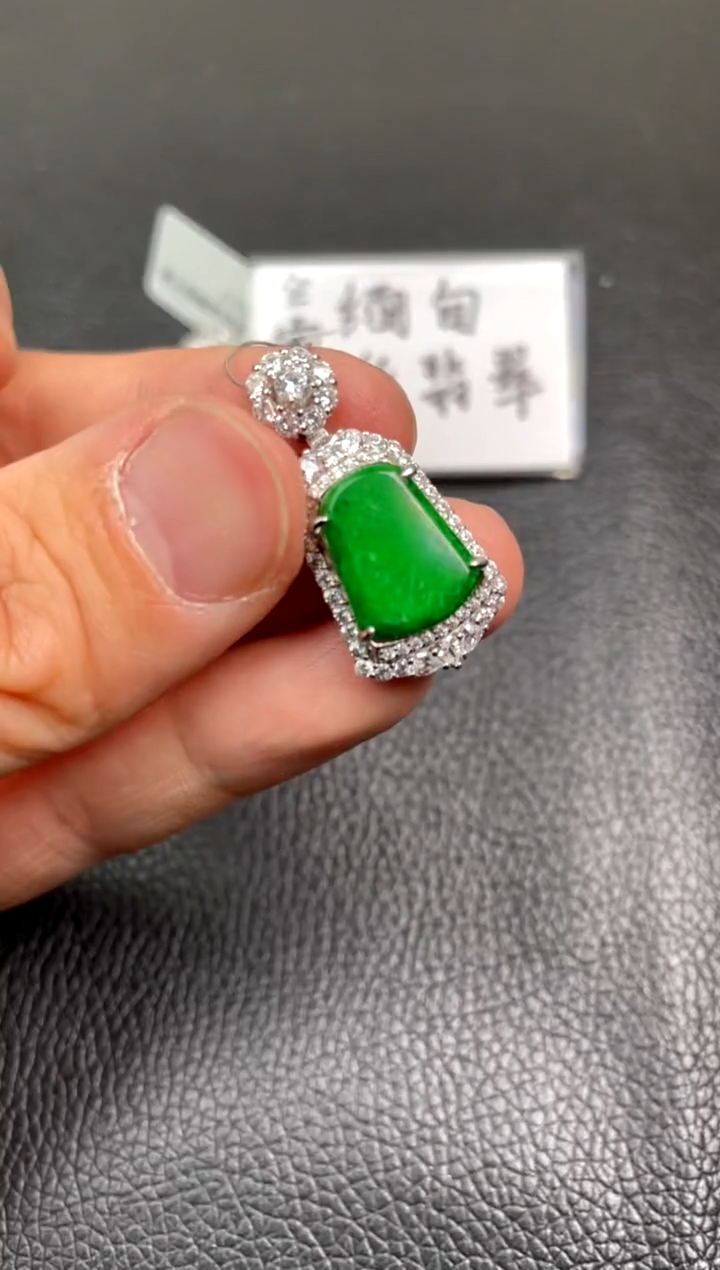 【闪购商品】翡翠吊坠(不含链)银S925镶嵌吊坠
