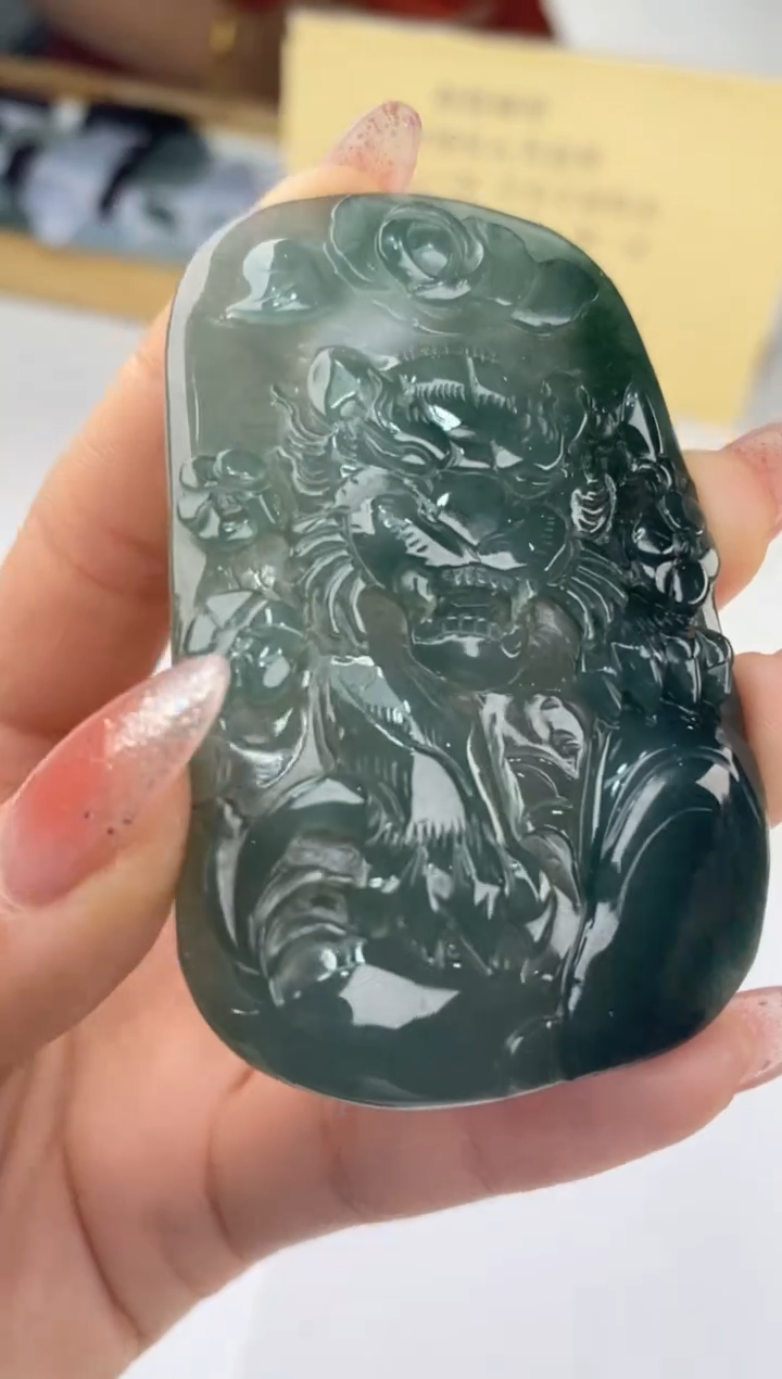 【闪购商品】翡翠吊坠(赠链)未镶嵌27713/静静聊翠