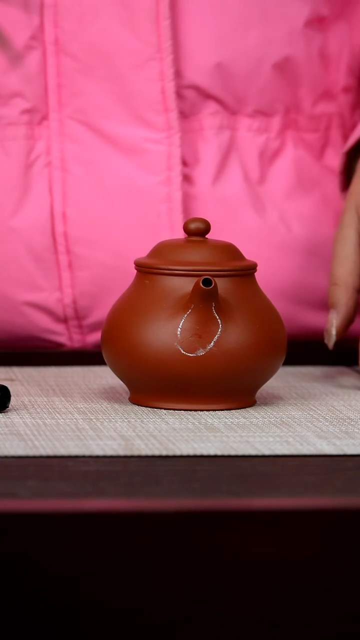 【闪购商品】宜兴原矿紫砂茶壶220C