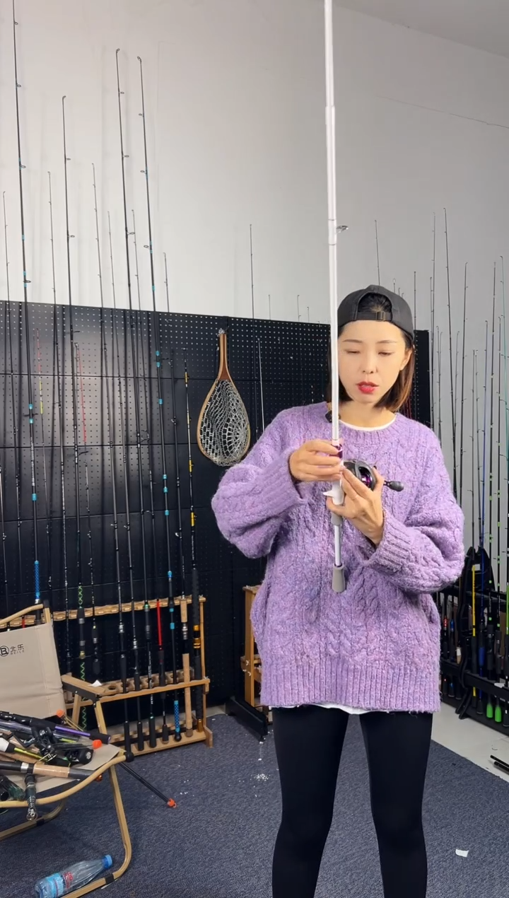 1.8m碳素老紫云1.8米枪柄+水滴轮左手（瑕疵尾货竿，没有售后，）