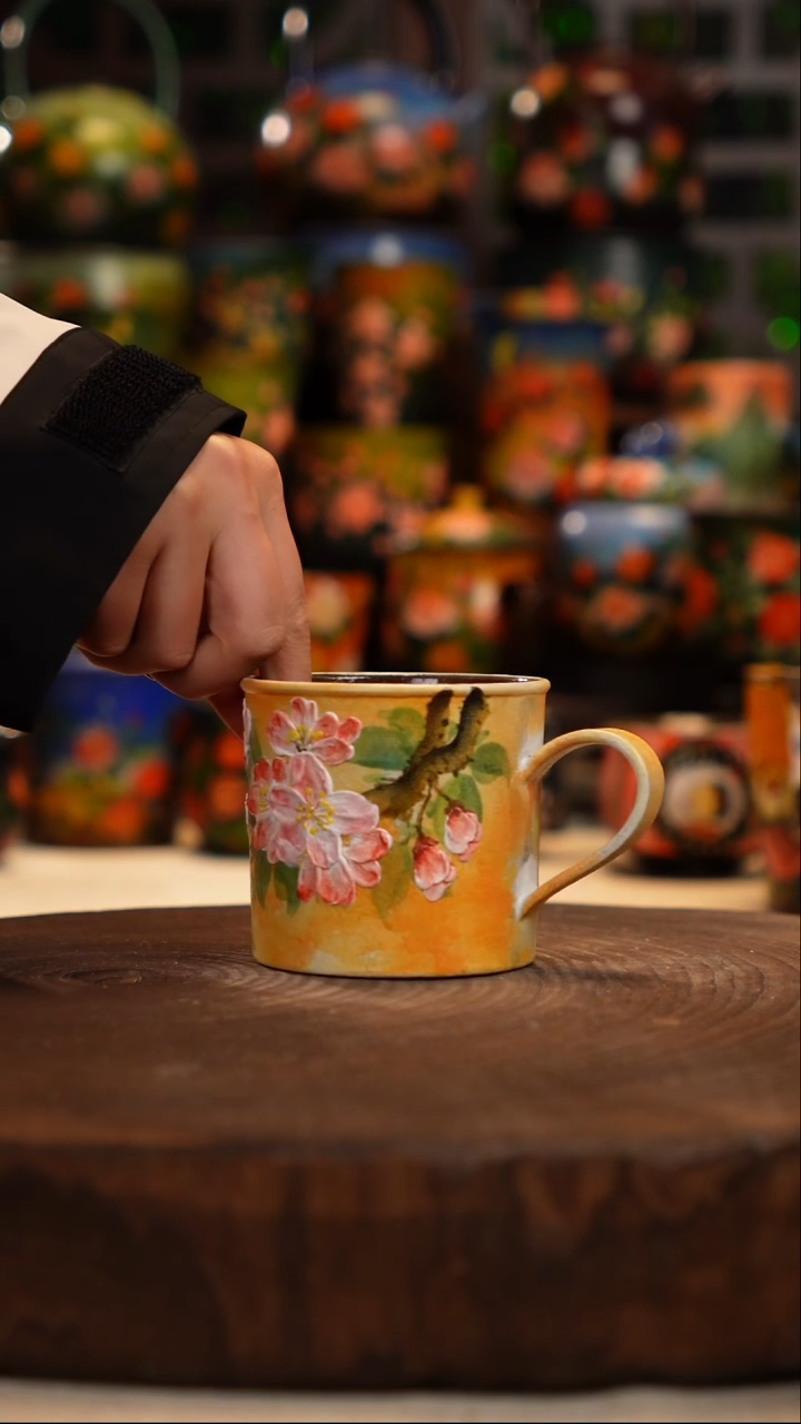 油画   釉下彩   杯子