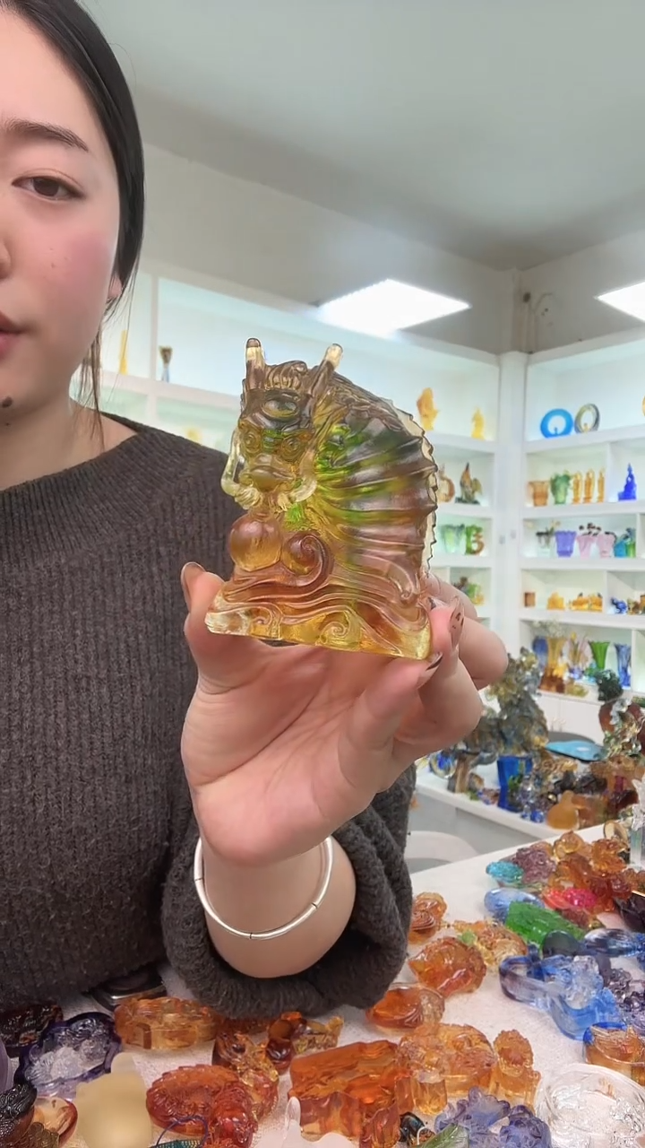 手工艺品琉璃鱼化龙