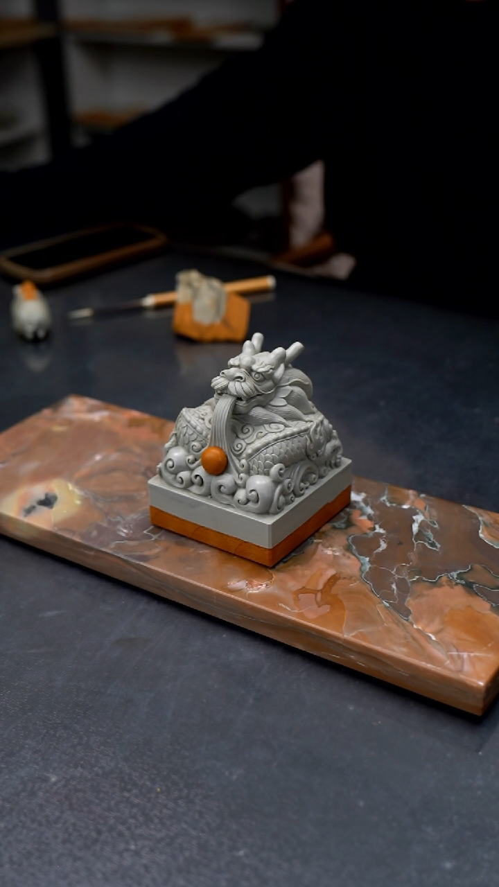 【闪购商品】天然原石手工雕刻