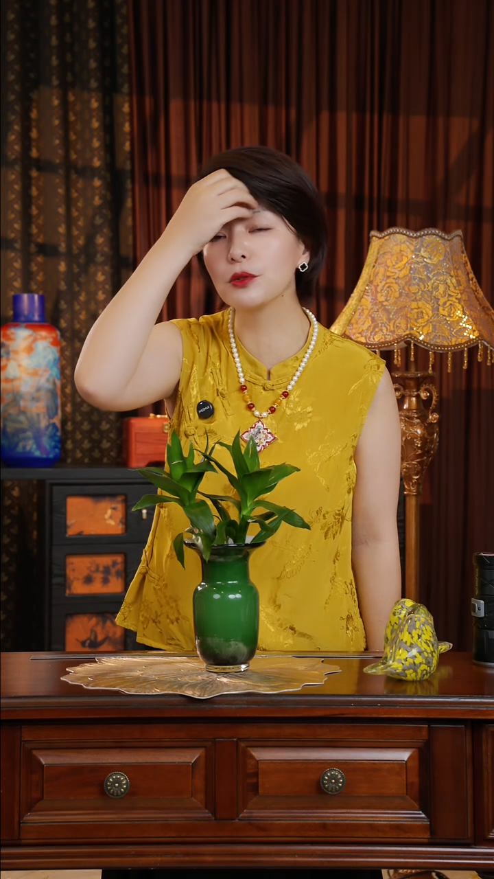 手工艺品琉璃琉璃小绿瓶