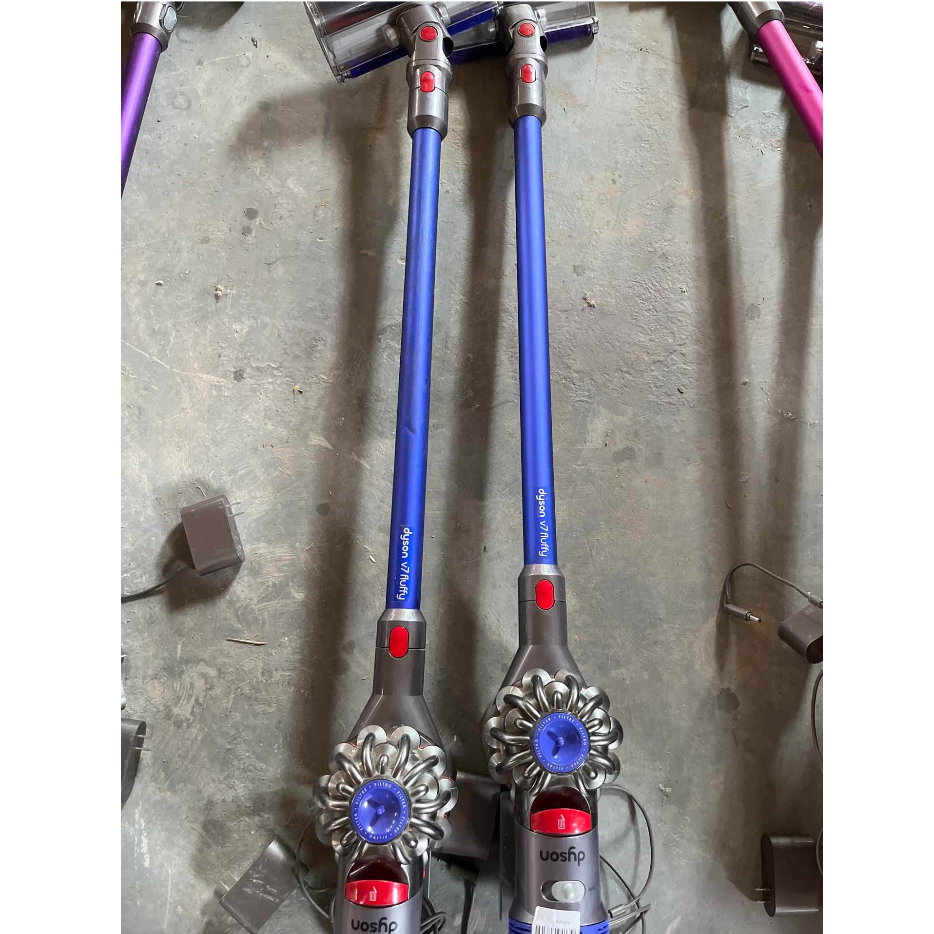 9新 dyson/戴森 【二手】中央仓吸尘器v7轻微划痕功能完好